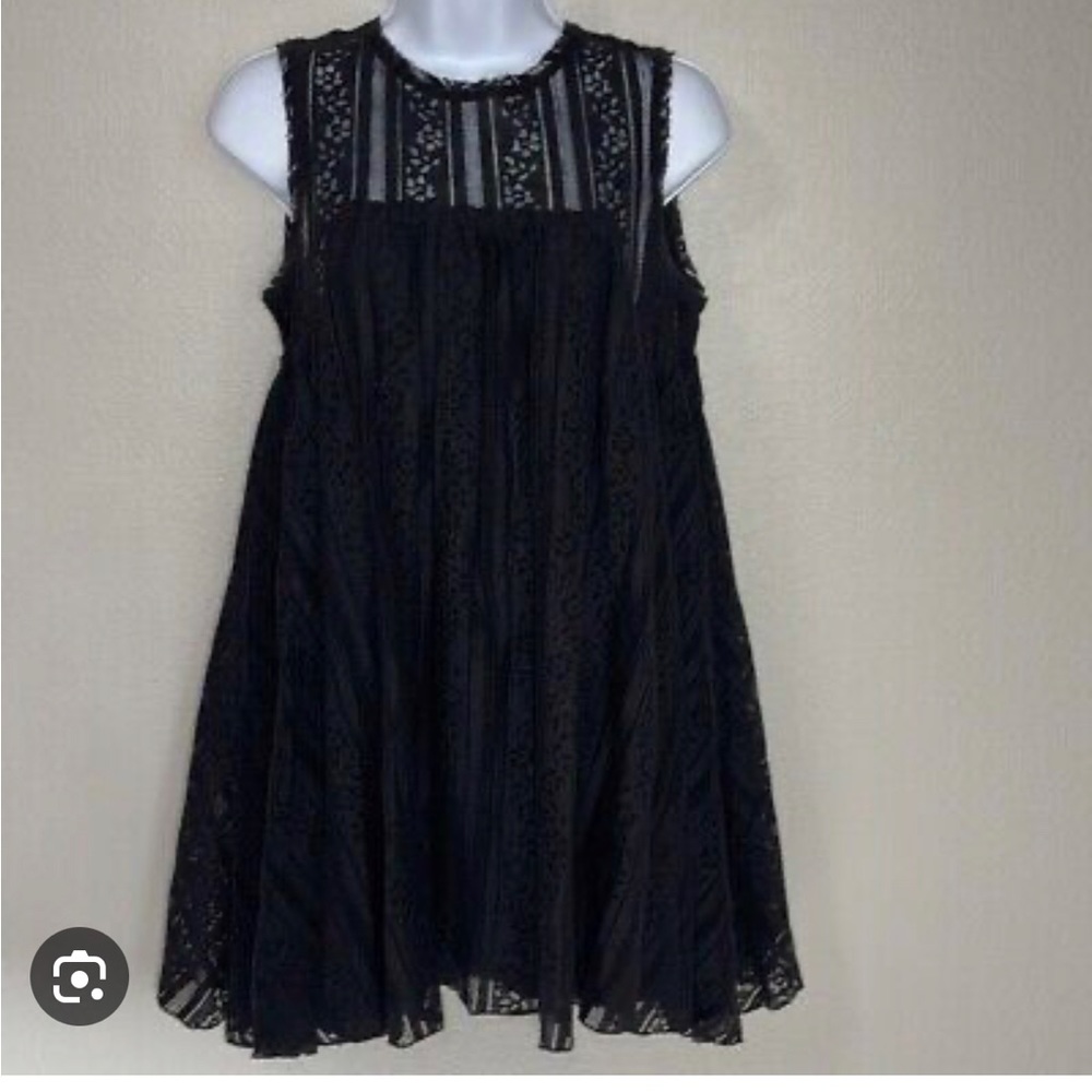 ISO~ Free People Black Tu Es La High Neck Lace Pattern Black Mini Dress